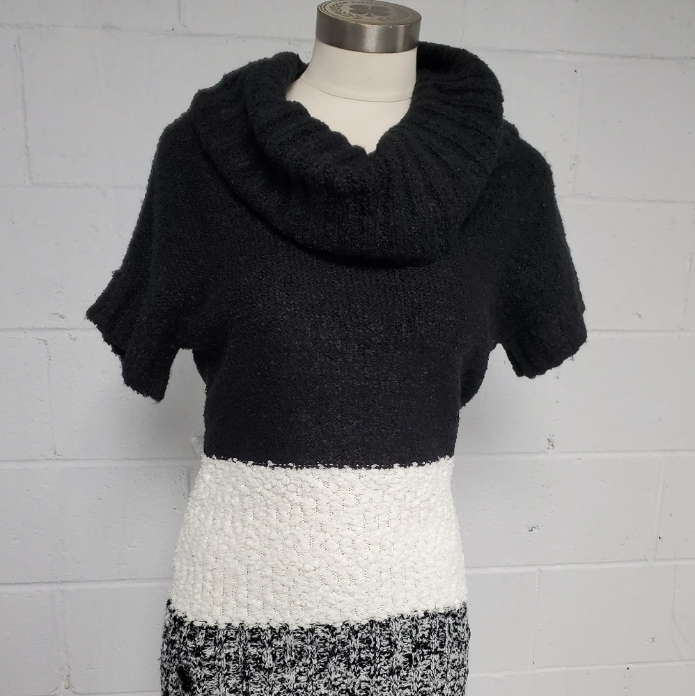Knitt Sweaters dresses bundle size M - Picture 2 of 12